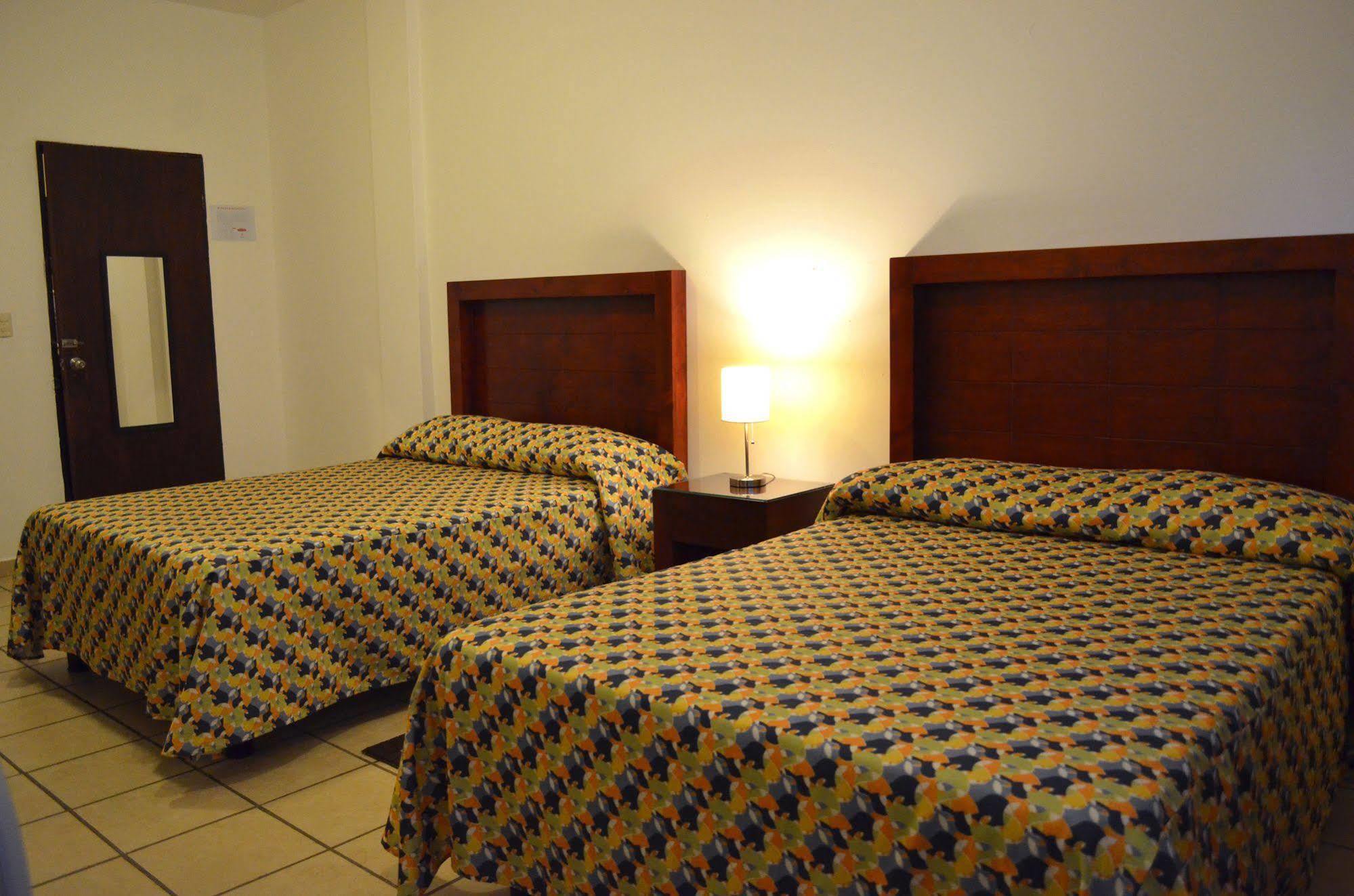 San Miguel 3*